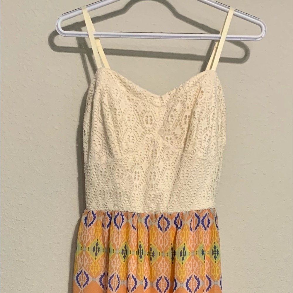 Dress - Picture 2 of 4
